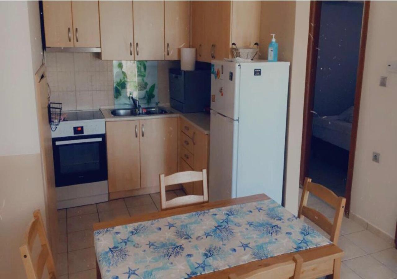 Blue Appartment Nea Iraklitsa Exteriör bild